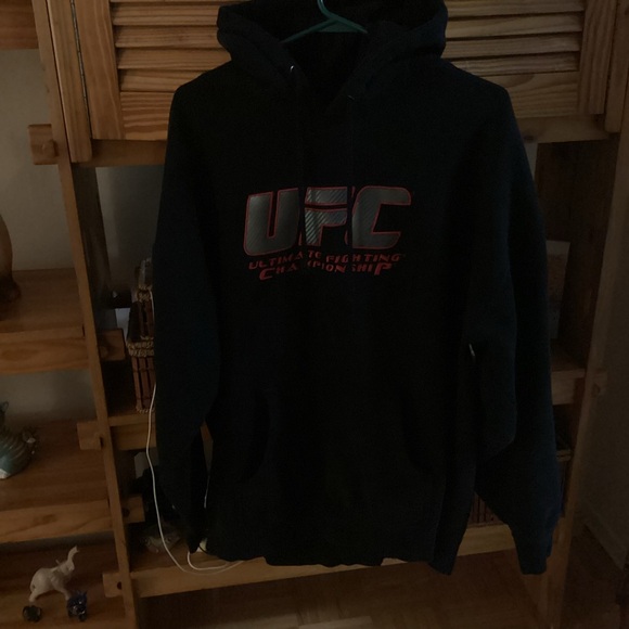 Vintage UFC Black Hoodie with Red Accents - Picture 4 of 4